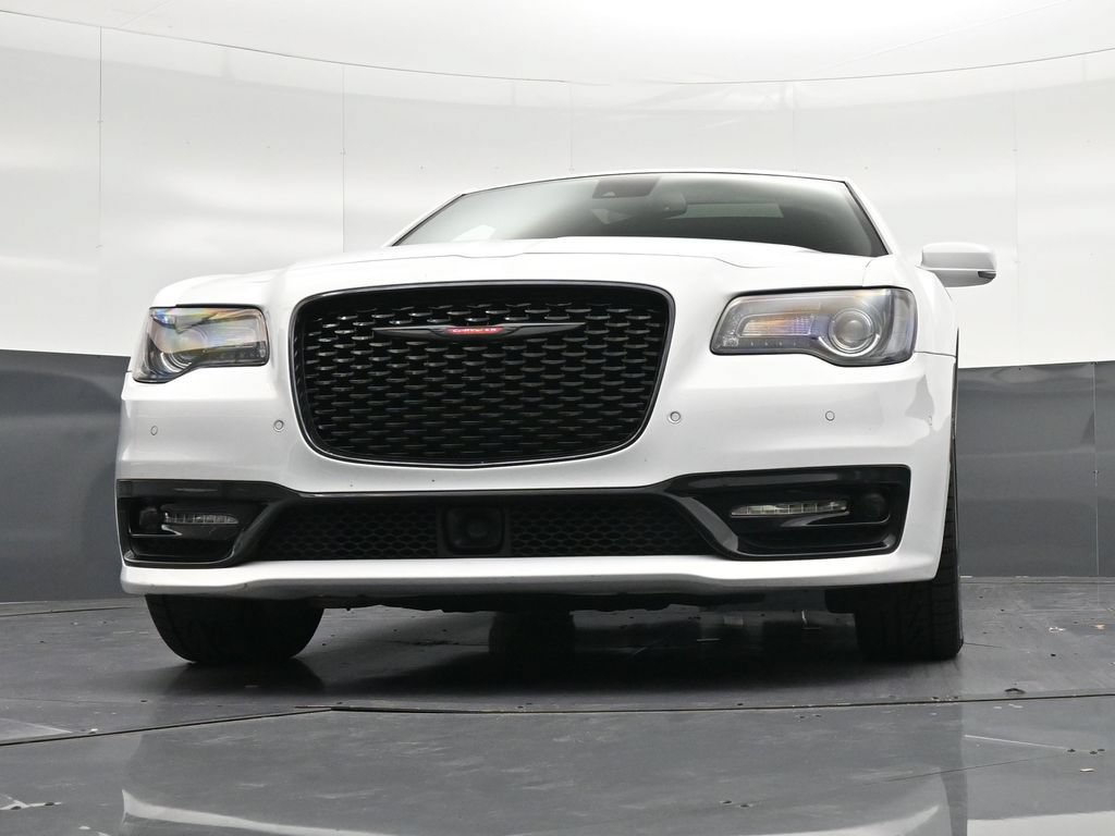 Used 2023 Chrysler 300 S w/ Comfort Group RWD image 31