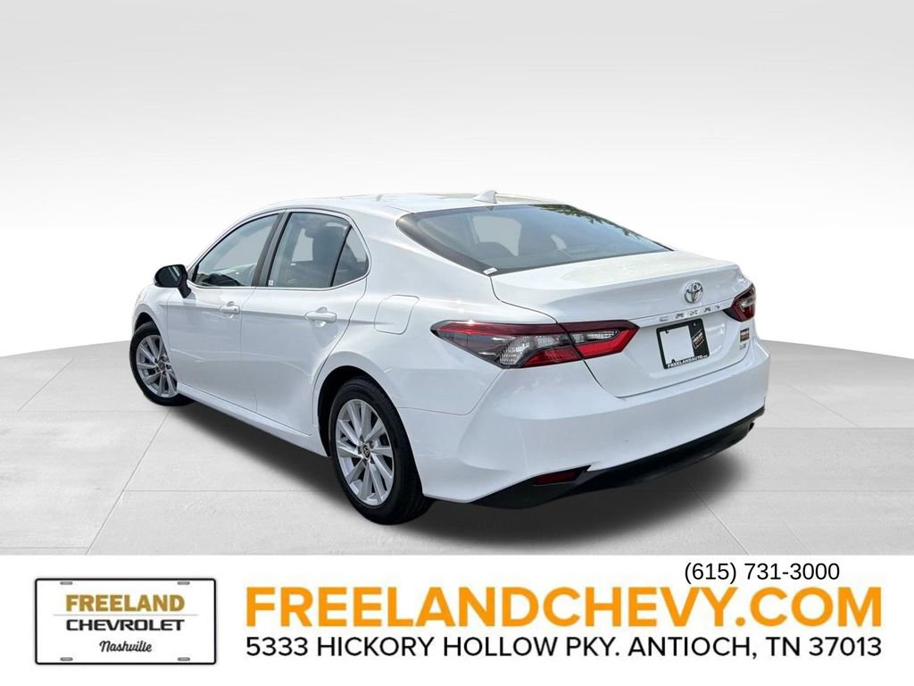 Used 2022 Toyota Camry LE w/ Convenience Package FWD image 5