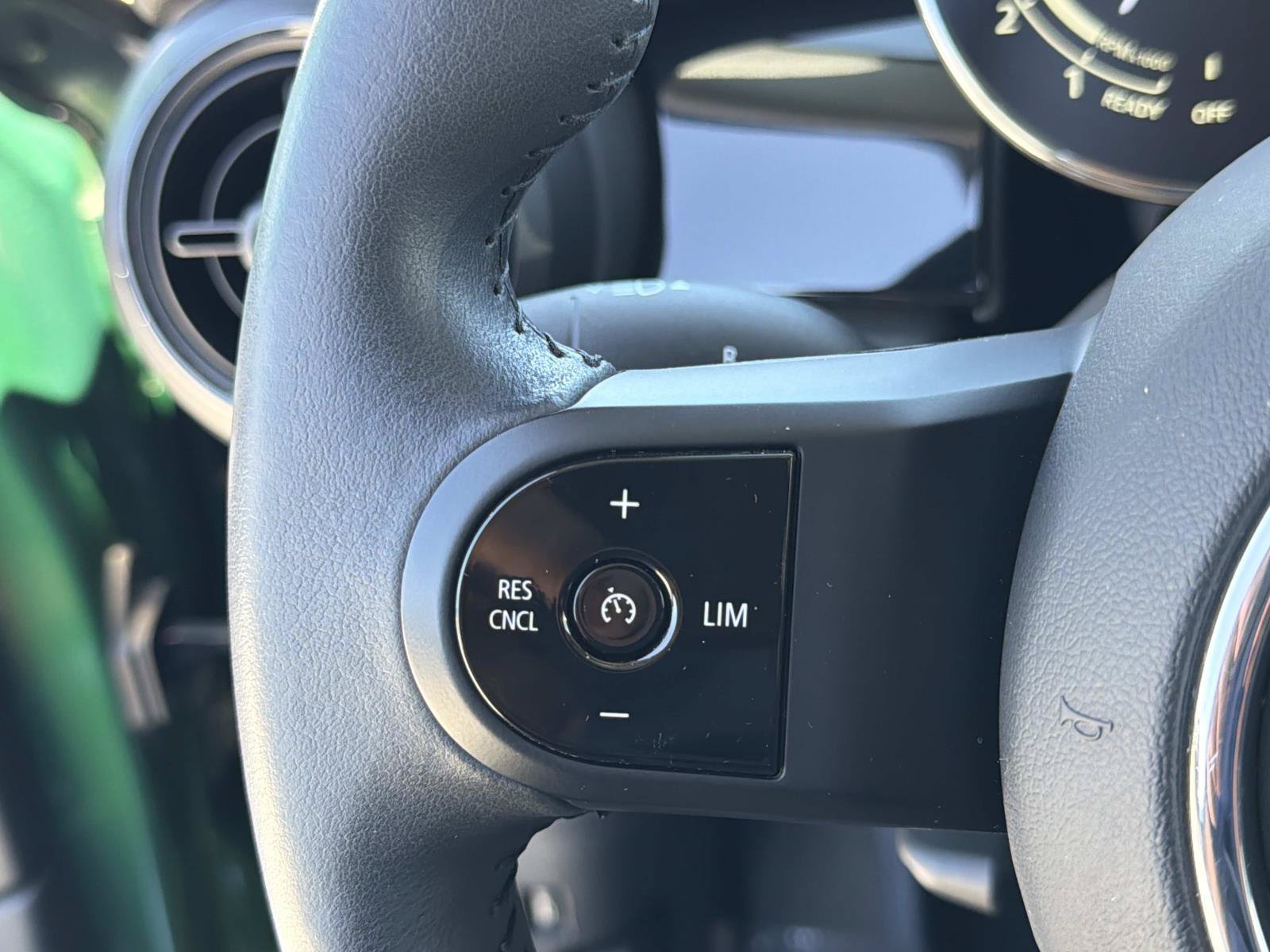 Certified 2024 MINI Cooper 4-Door Hardtop FWD image 15