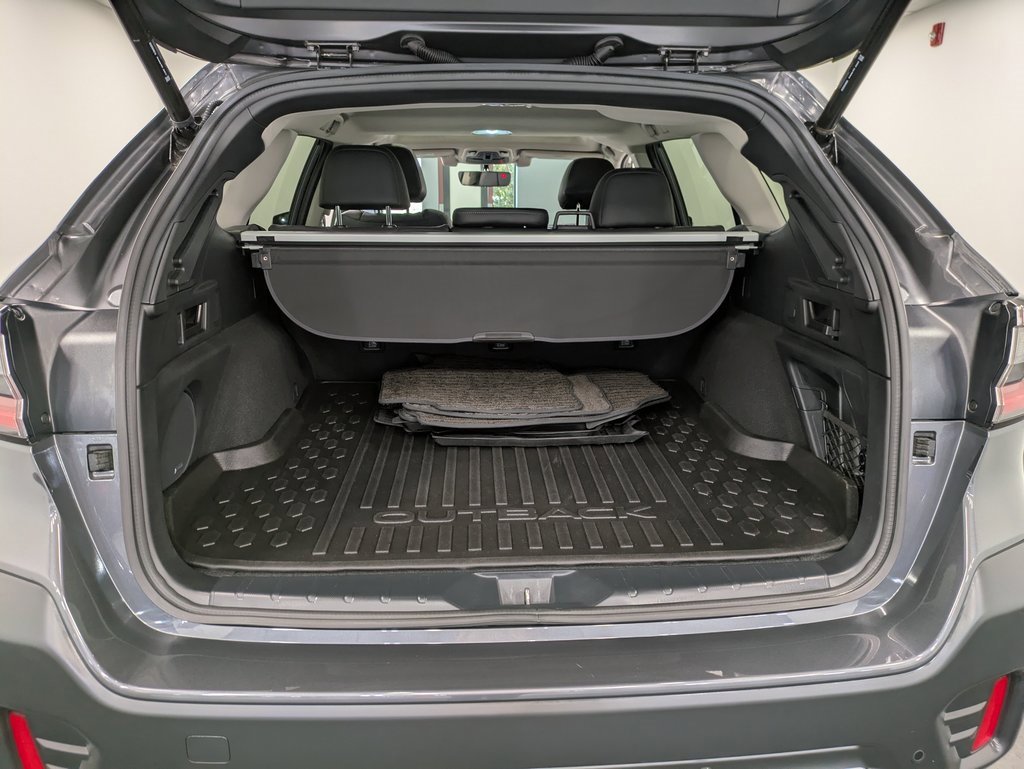 Used 2020 Subaru Outback Limited XT image 24