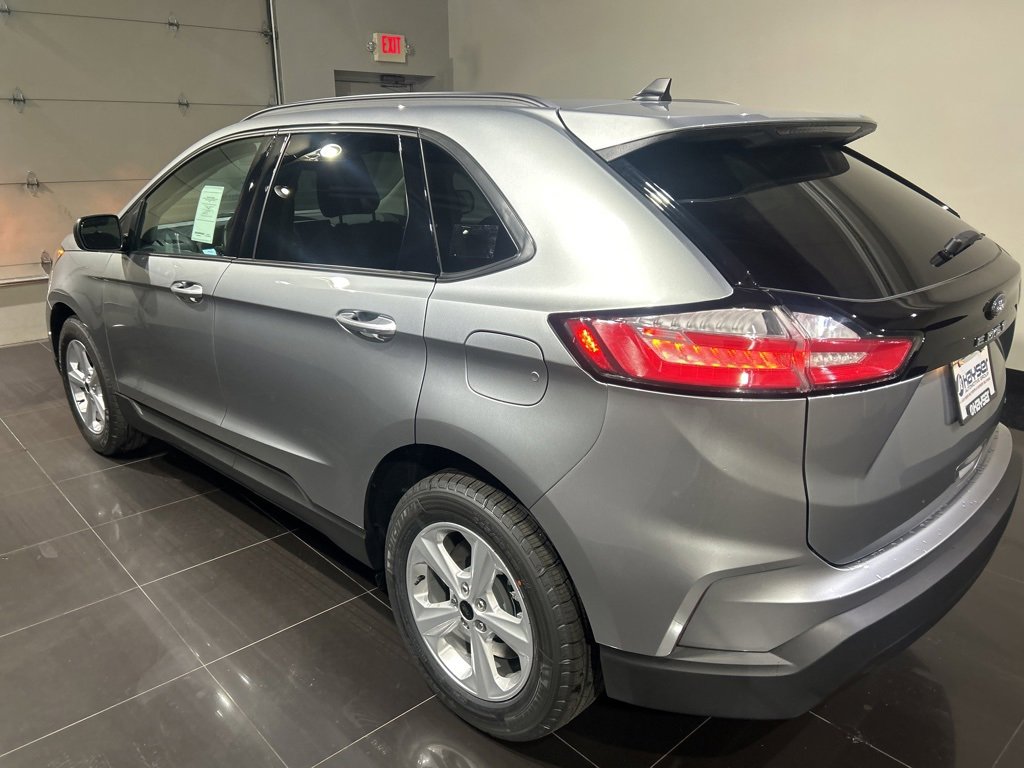 New 2024 Ford Edge SE image 4