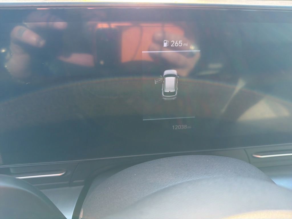 Certified 2025 Hyundai Kona SEL image 18