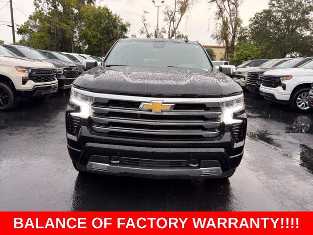 Used 2023 Chevrolet Silverado 1500 High Country w/ Technology Package AWD/4WD image 2