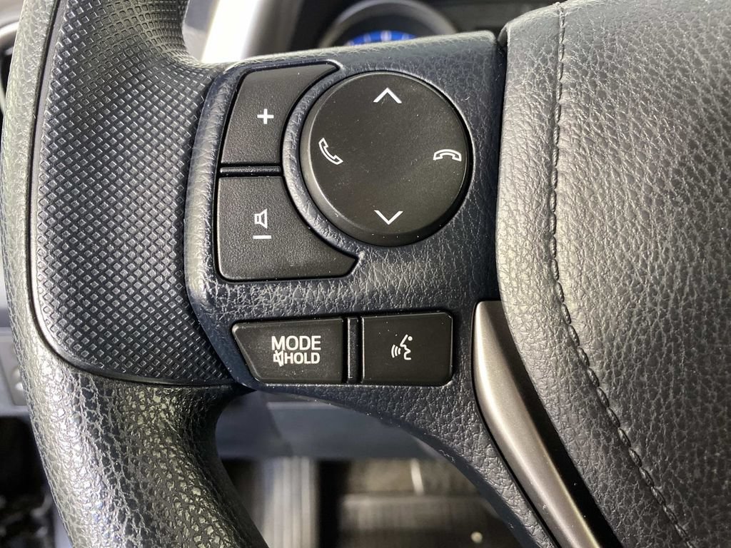 Used 2018 Toyota RAV4 LE w/ All Weather Liner Package AWD/4WD image 15