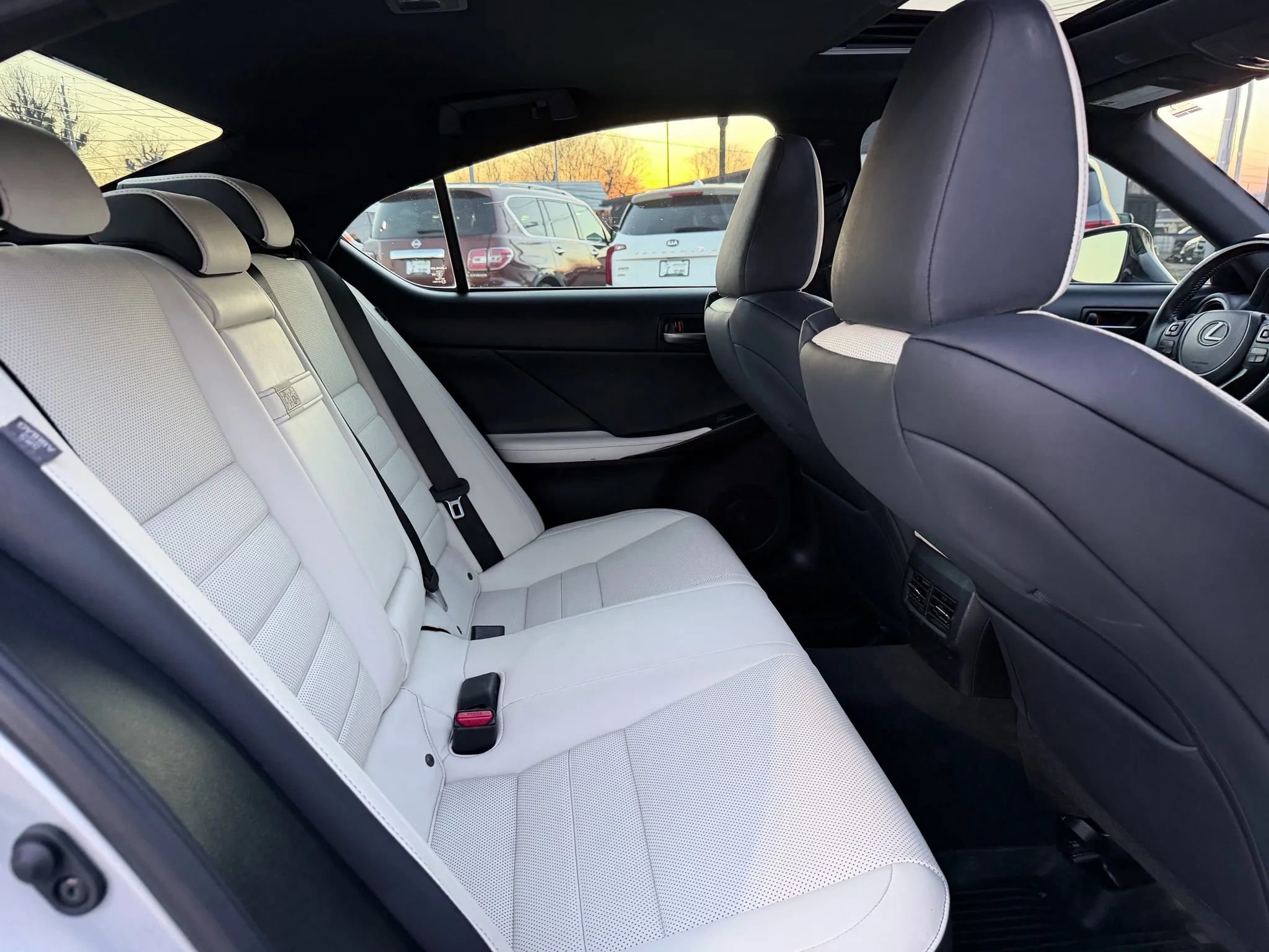 Used 2022 Lexus IS 350 F Sport image 53