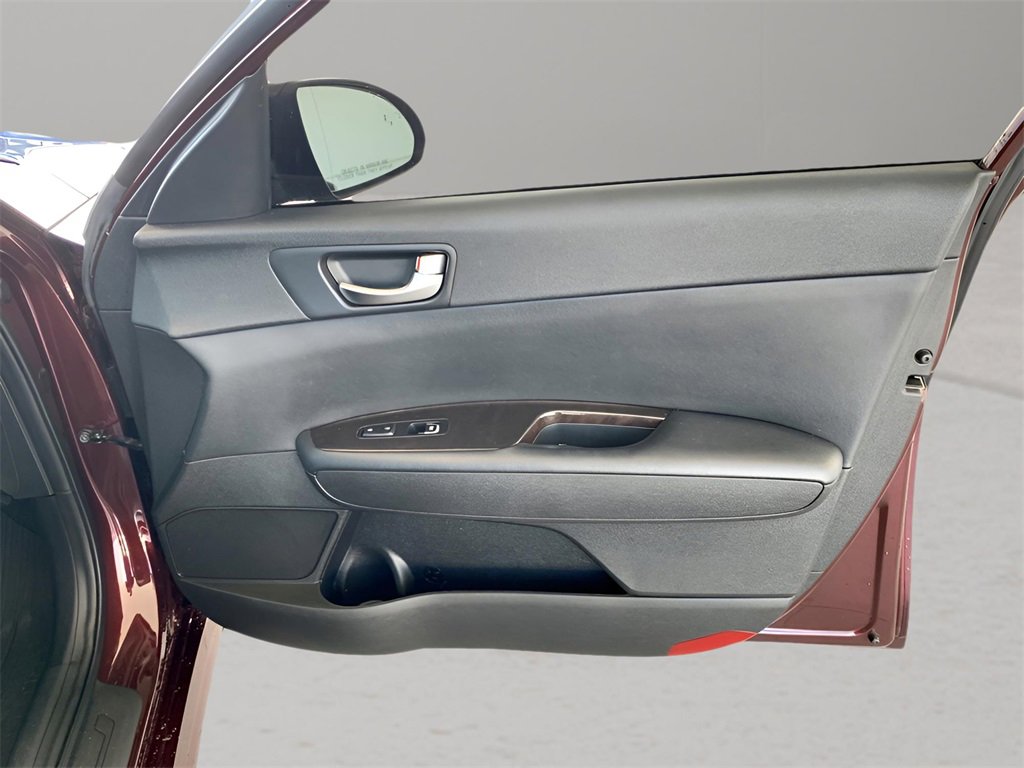 Used 2018 Kia Optima EX w/ Premium Package image 26