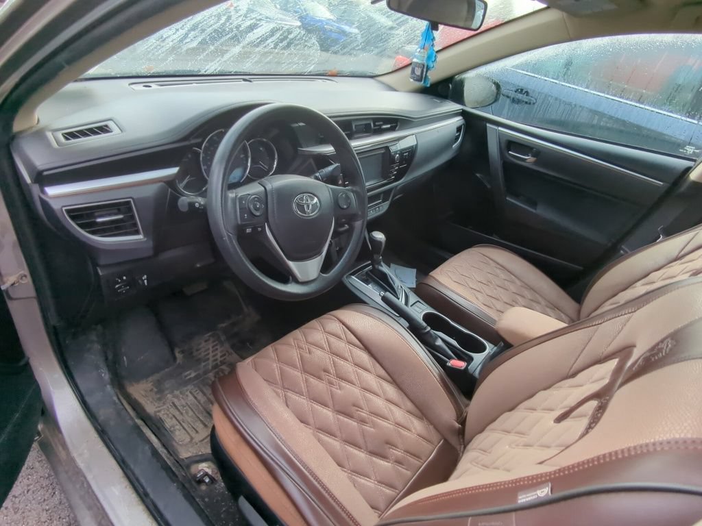 Used 2015 Toyota Corolla LE FWD image 7