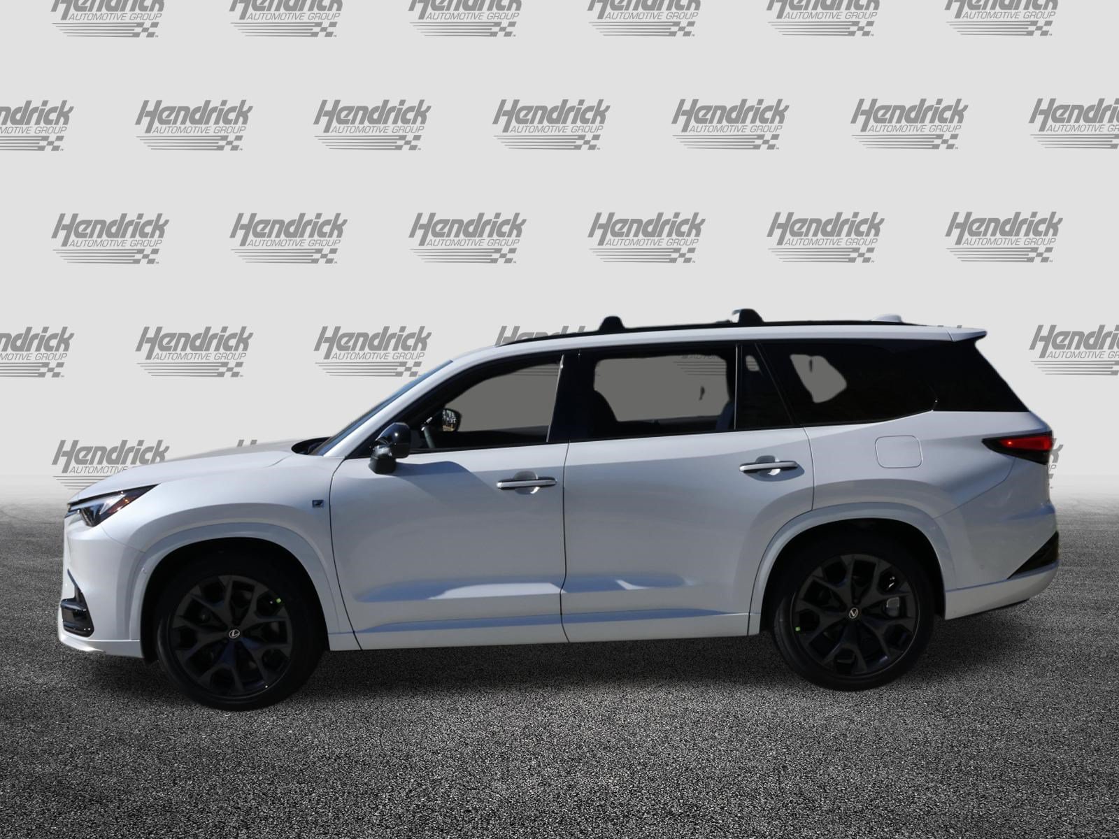 New 2026 Lexus TX 500h AWD image 6