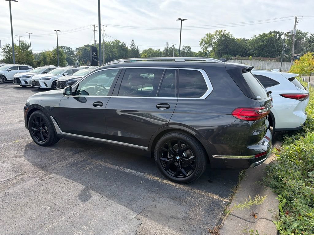 Used 2020 BMW X7 xDrive40i w/ Premium Package AWD/4WD image 18