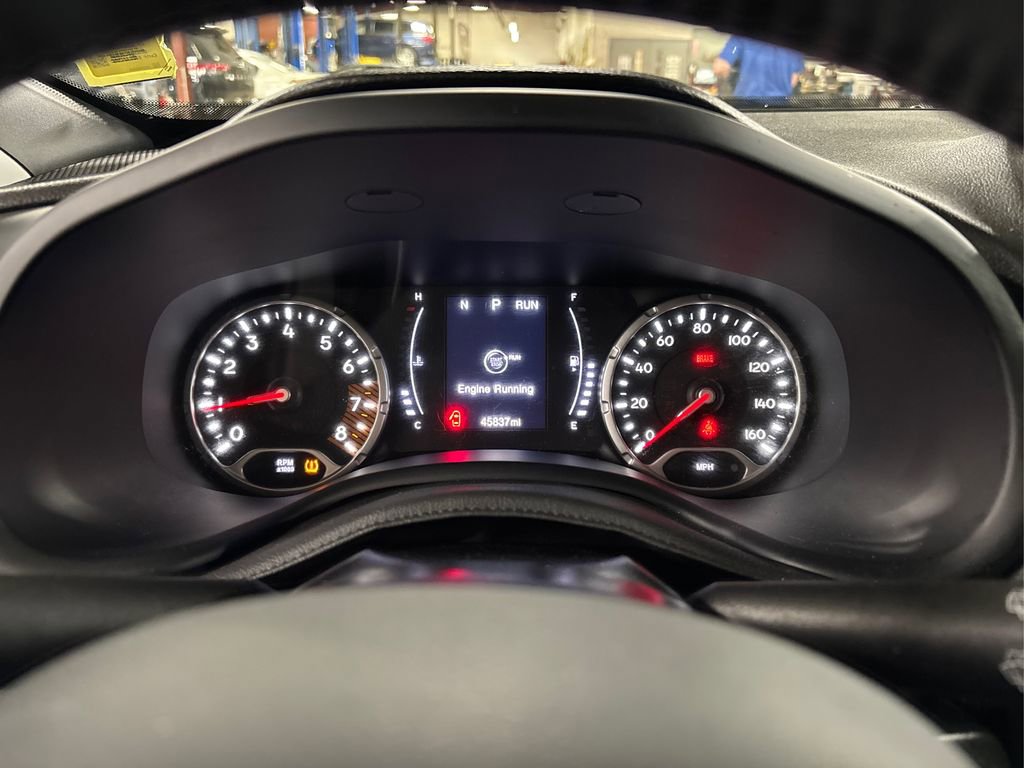 Used 2020 Jeep Renegade Latitude w/ Cold Weather Group image 21