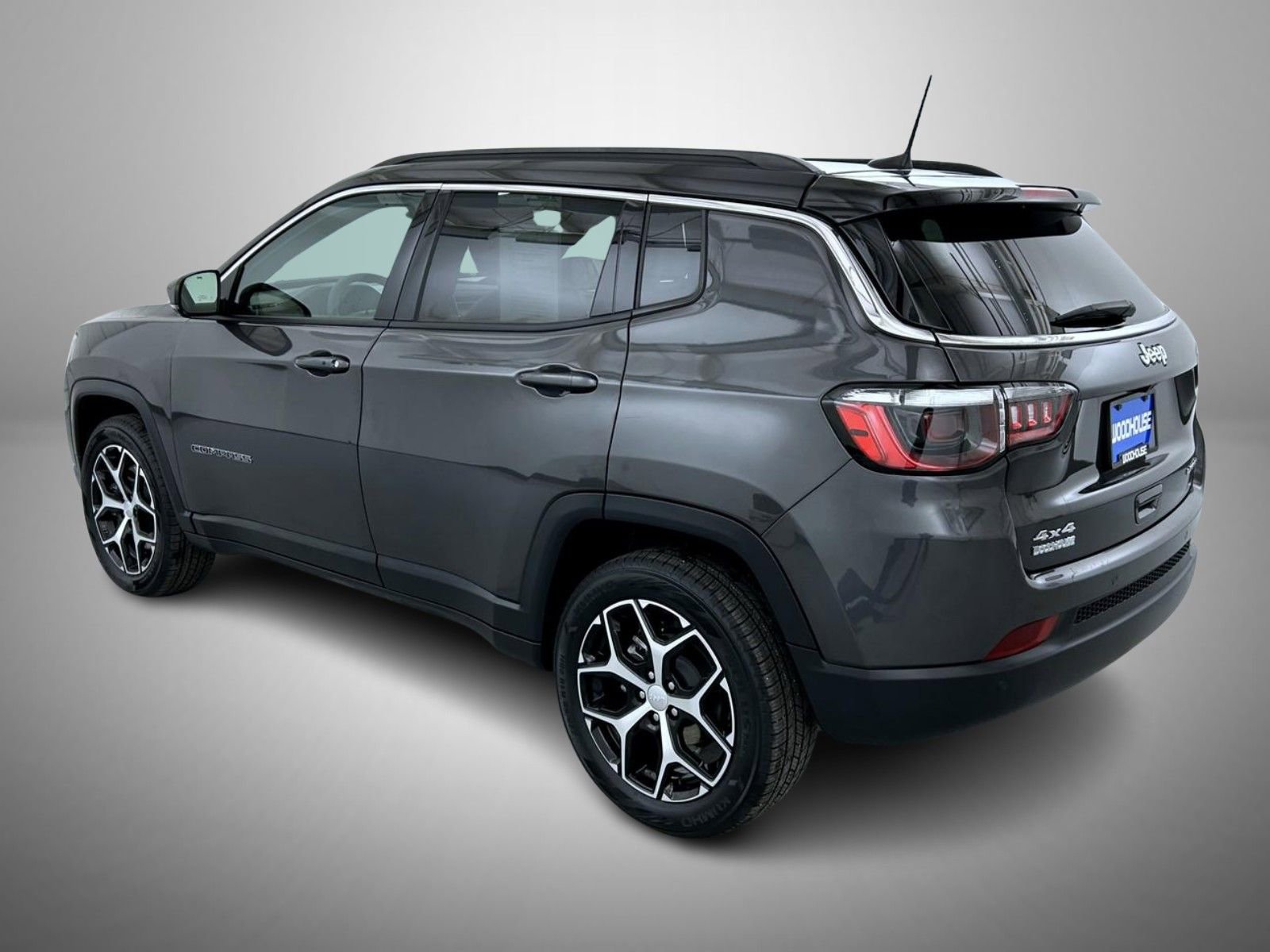 Used 2024 Jeep Compass Limited w/ Sun and Sound Group image 7