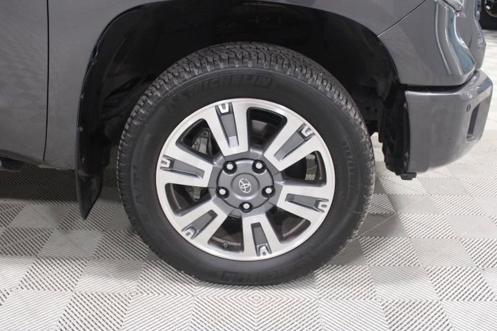 Used 2018 Toyota Tundra Platinum AWD/4WD image 44