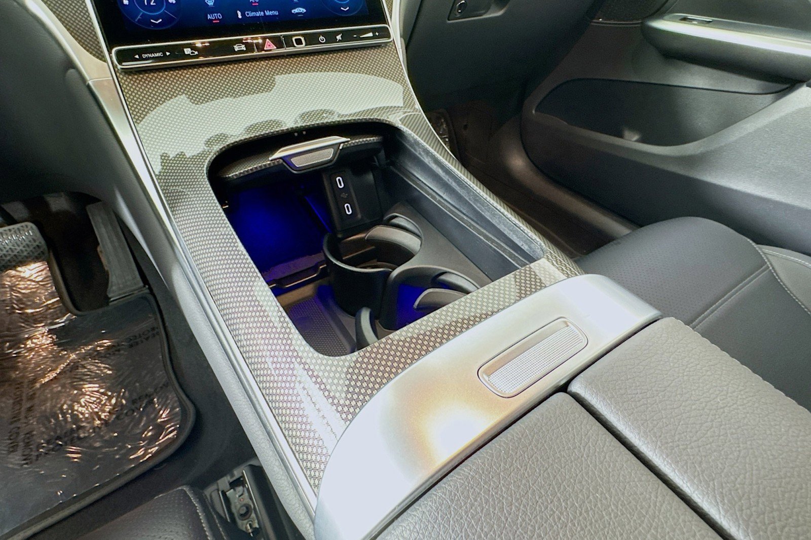 Certified 2026 Mercedes-Benz GLC 300 image 5