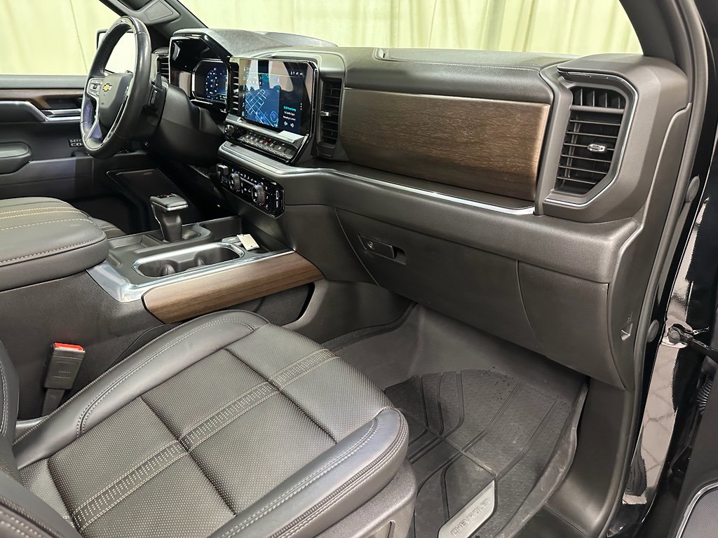 Certified 2024 Chevrolet Silverado 1500 High Country image 23
