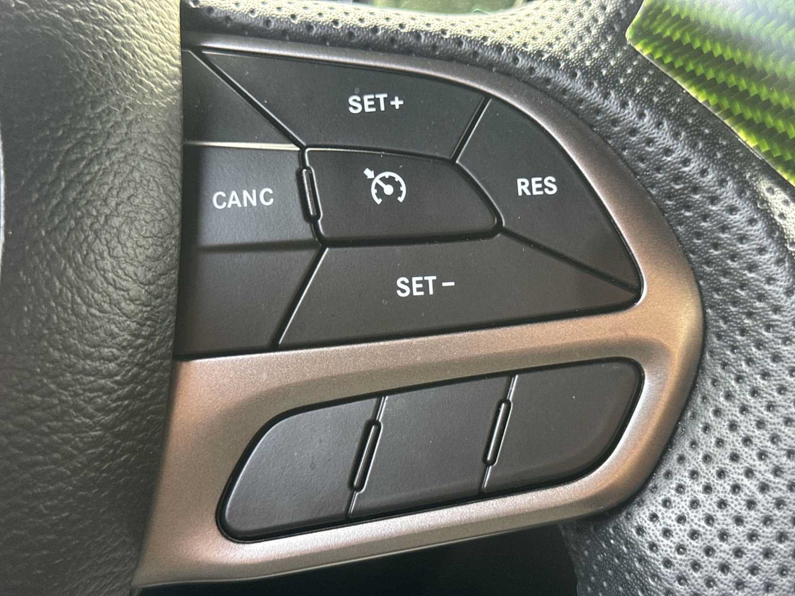 Used 2020 Dodge Charger Scat Pack RWD image 28