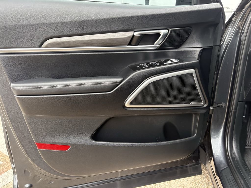 Used 2024 Kia Telluride EX X-Line AWD/4WD image 10