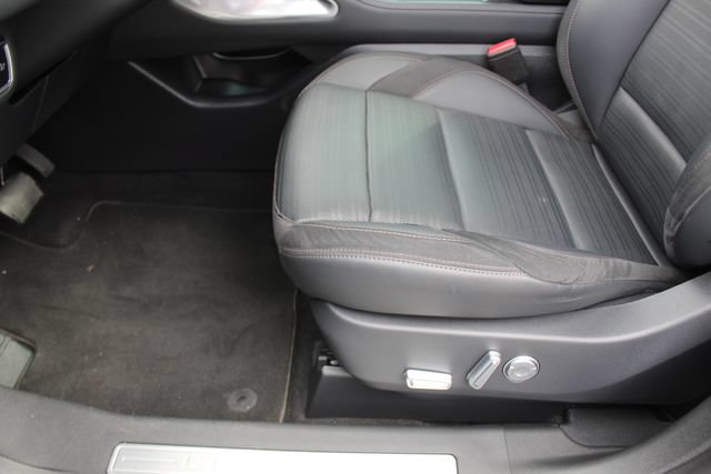 Used 2025 Lincoln Nautilus Reserve w/ Jet Appearance Package AWD/4WD image 40