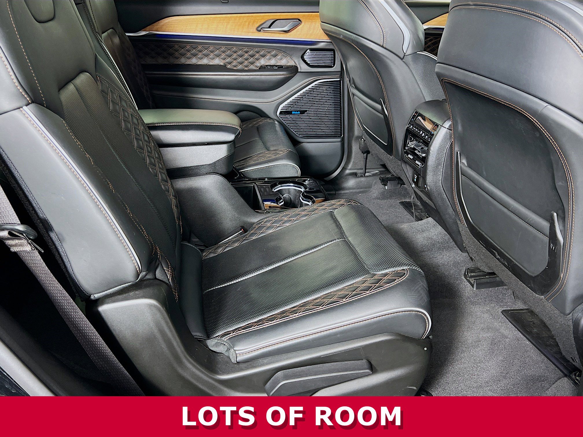 Used 2022 Jeep Grand Cherokee L Summit image 24