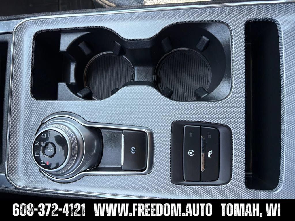 Used 2022 Ford Edge Titanium AWD/4WD image 20