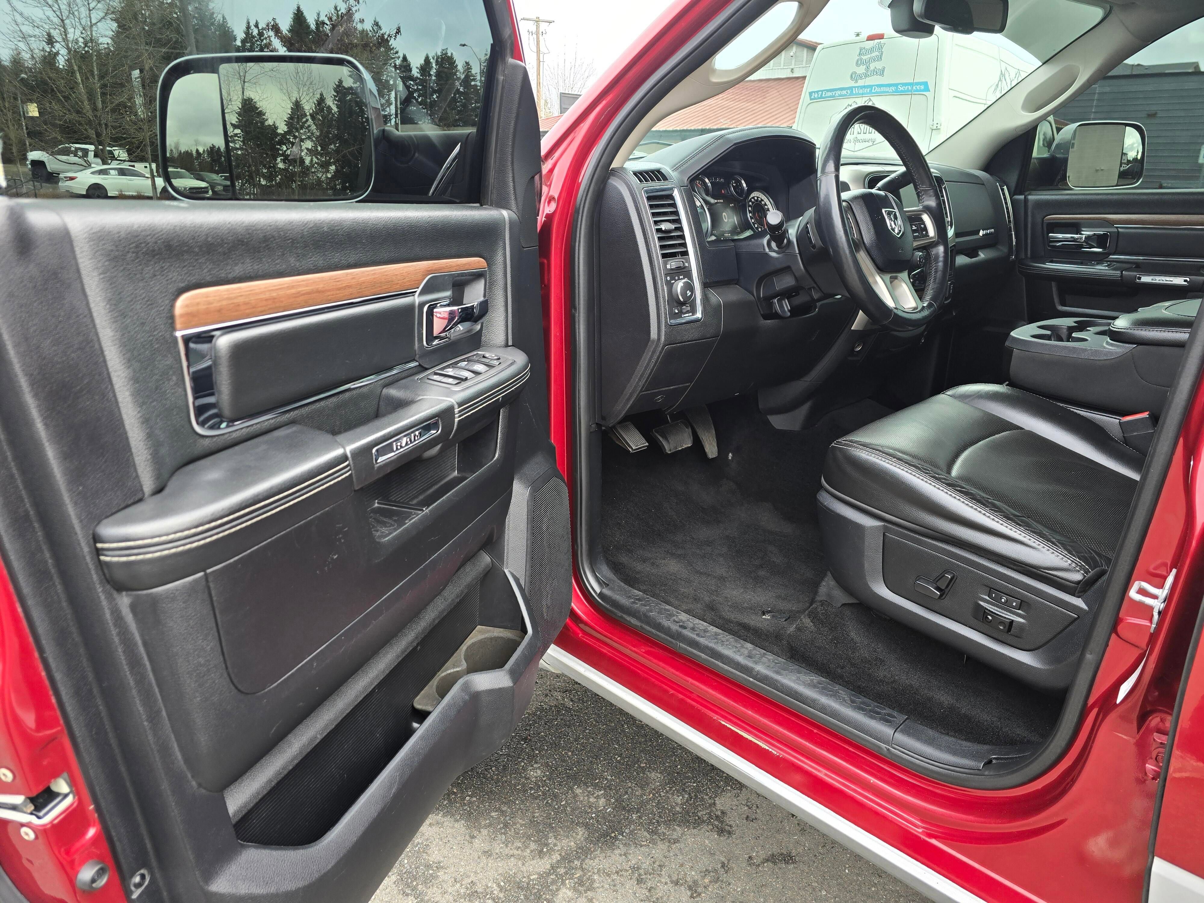 Used 2014 RAM 2500 Laramie image 23