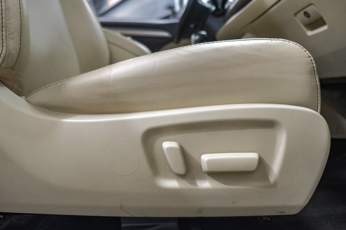 Used 2018 Toyota Highlander XLE FWD image 32