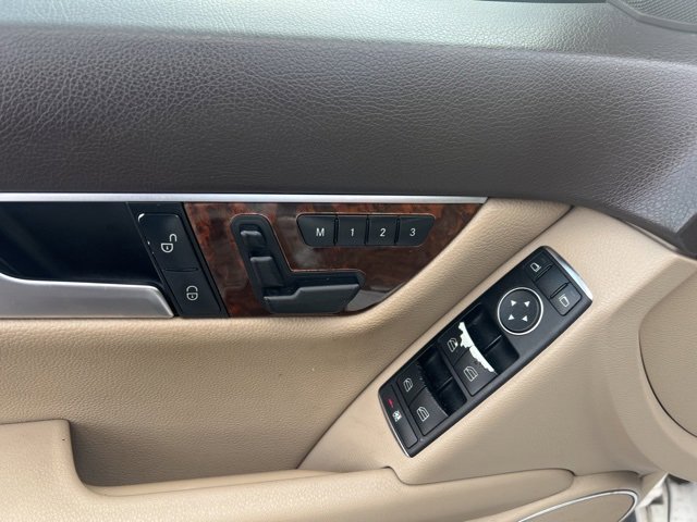 Used 2013 Mercedes-Benz C 300 4MATIC Sedan image 24