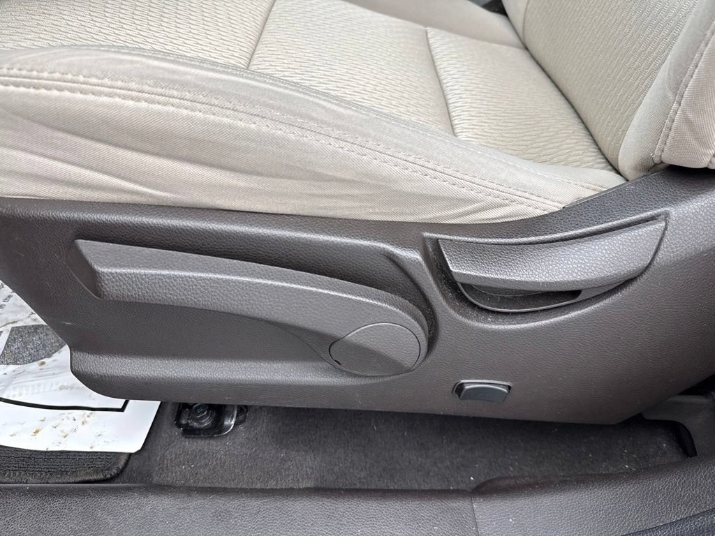 Used 2017 Hyundai Santa Fe Sport FWD image 20