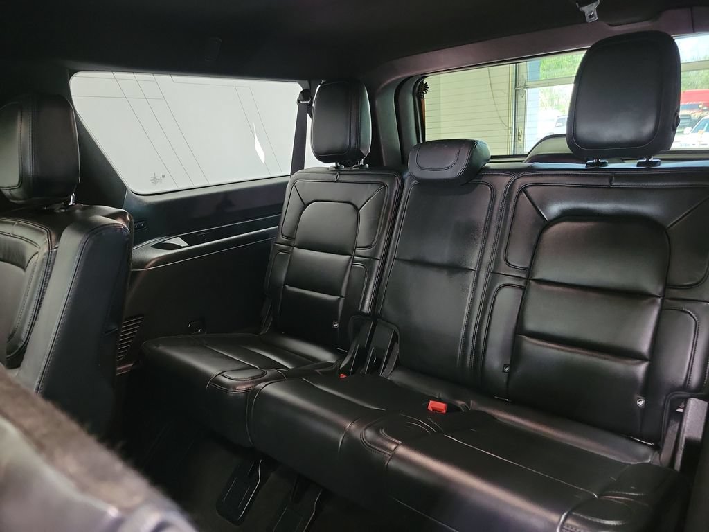 Used 2024 Lincoln Navigator L Reserve AWD/4WD image 30