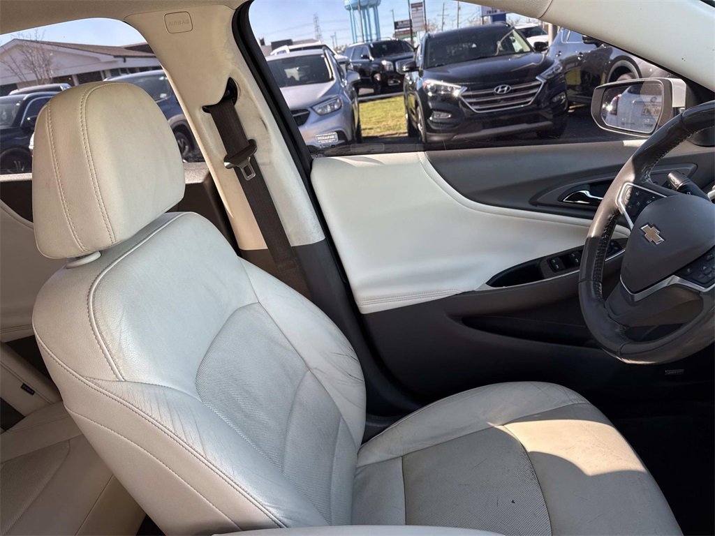 Used 2020 Chevrolet Malibu Premier image 13