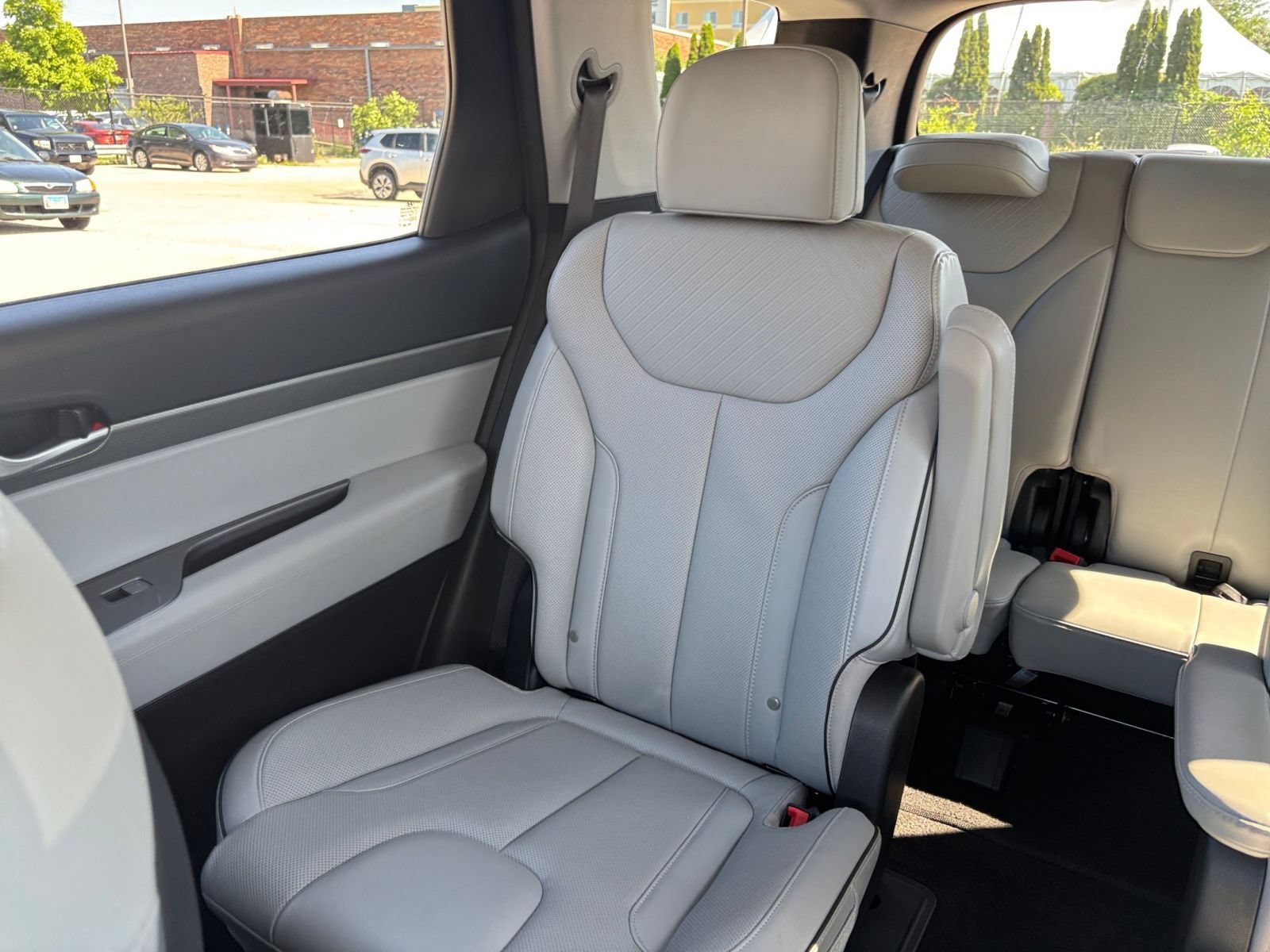 Used 2025 Hyundai Palisade SEL AWD/4WD image 43