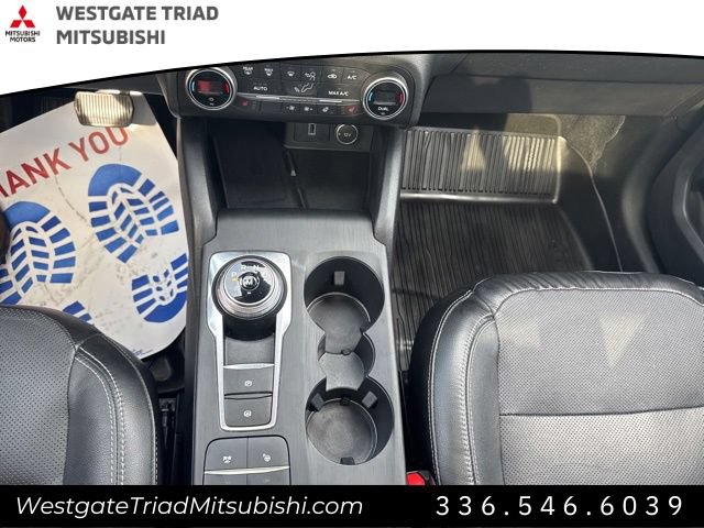 Used 2020 Ford Escape Titanium AWD/4WD image 15