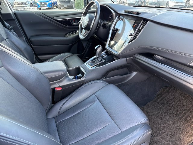 Used 2025 Subaru Outback Limited AWD/4WD image 24