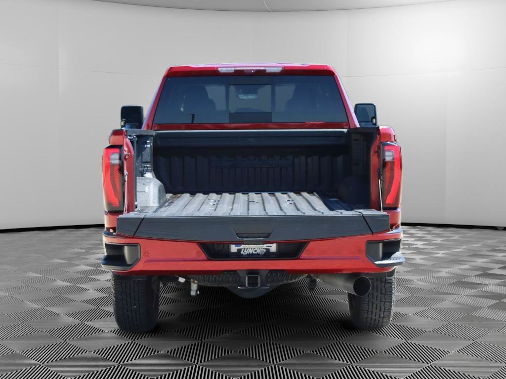 Used 2024 GMC Sierra 2500 Denali w/ Technology Package AWD/4WD image 7