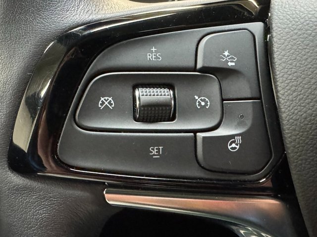 Used 2023 Buick Enclave Essence w/ Experience Buick Package image 18