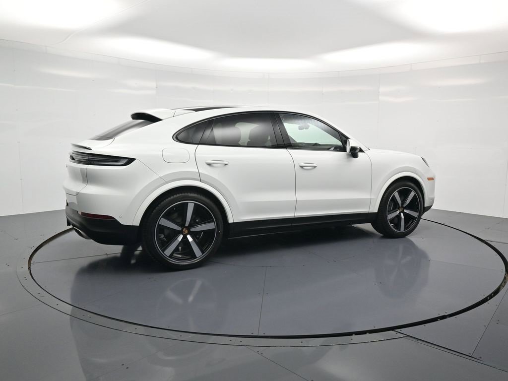 New 2026 Porsche Cayenne Coupe image 31