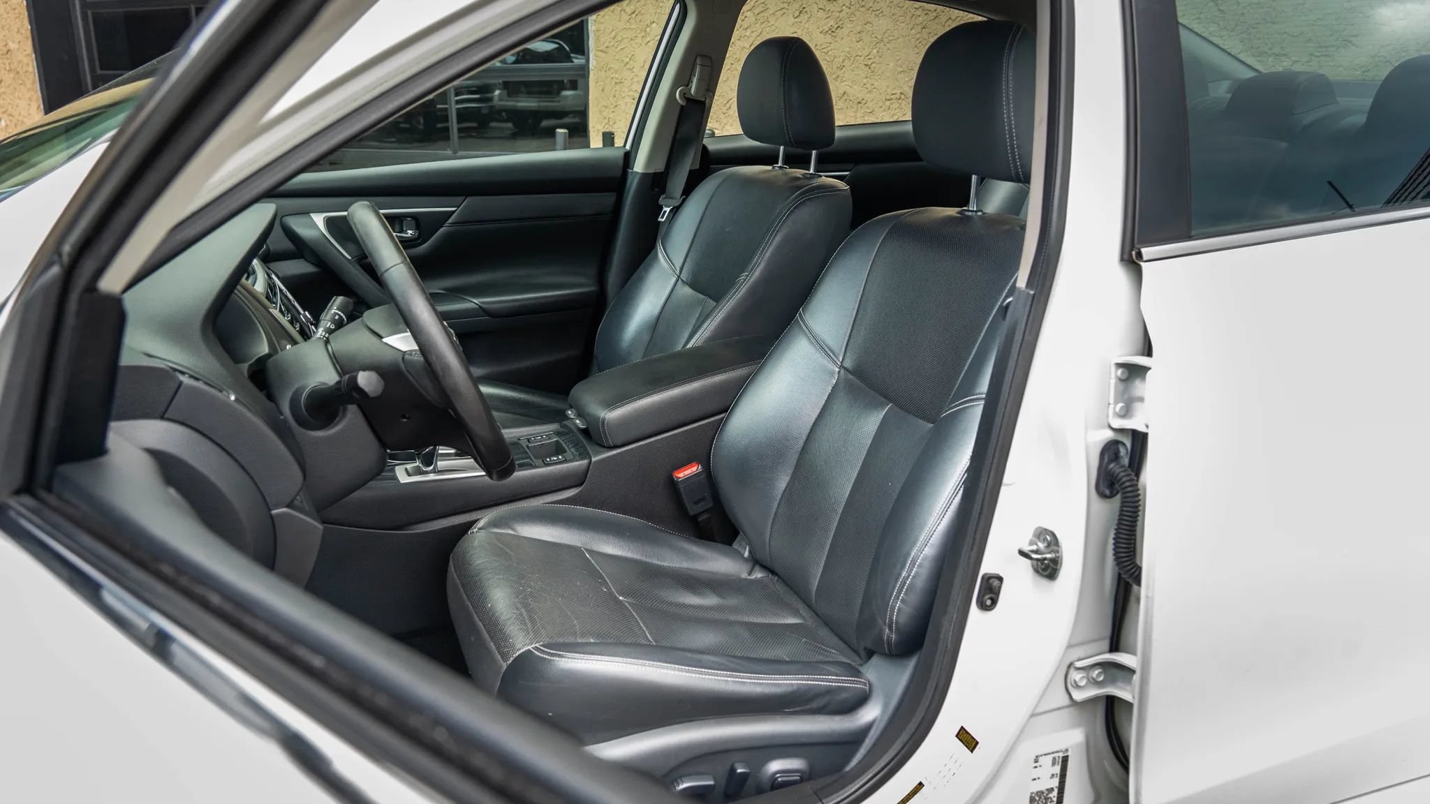 Used 2018 Nissan Altima 2.5 SL FWD image 14