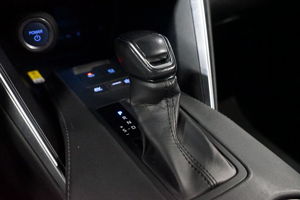 Certified 2021 Toyota Venza LE AWD/4WD image 22