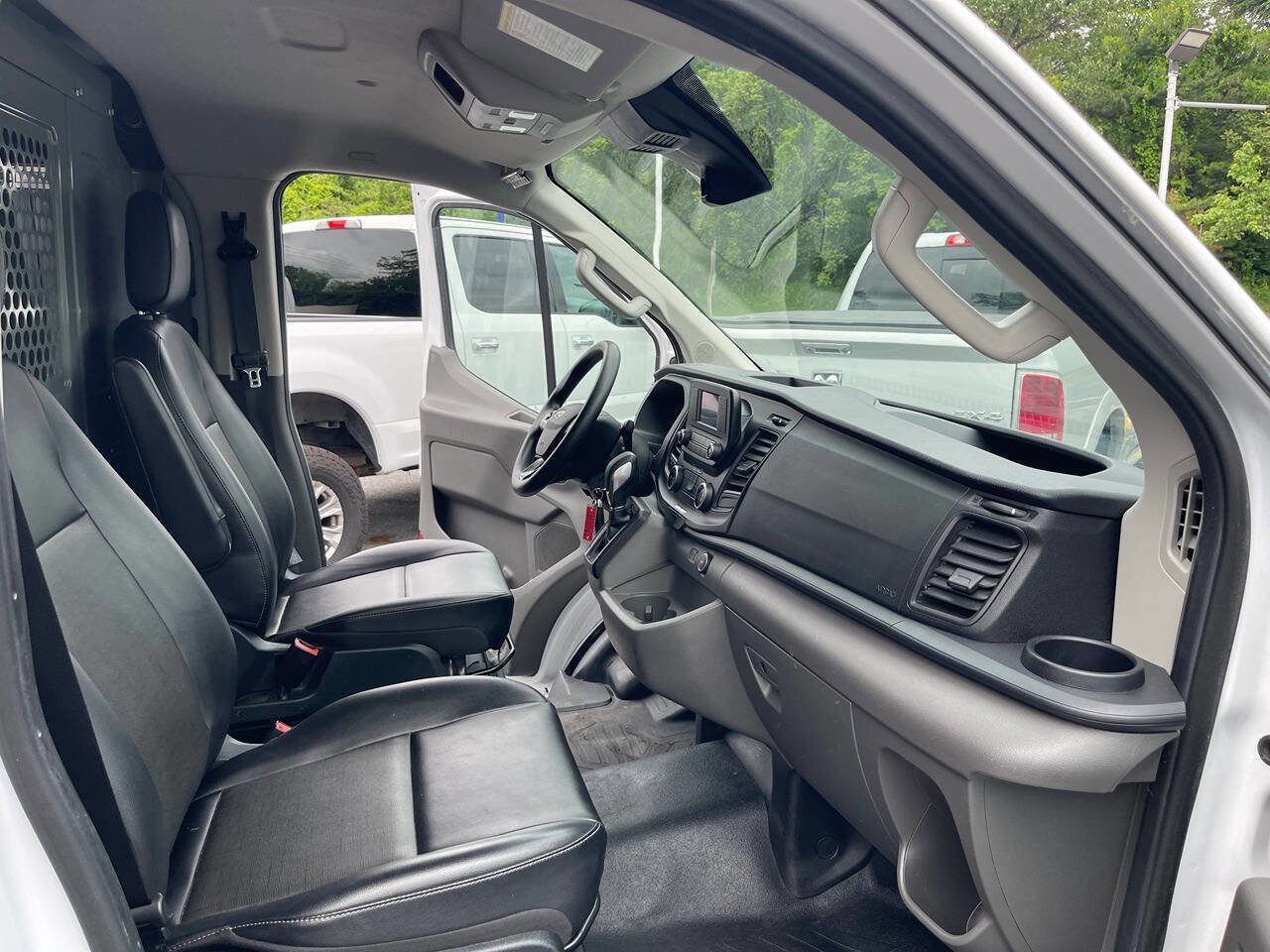 Used 2022 Ford Transit 150 Low Roof RWD image 21