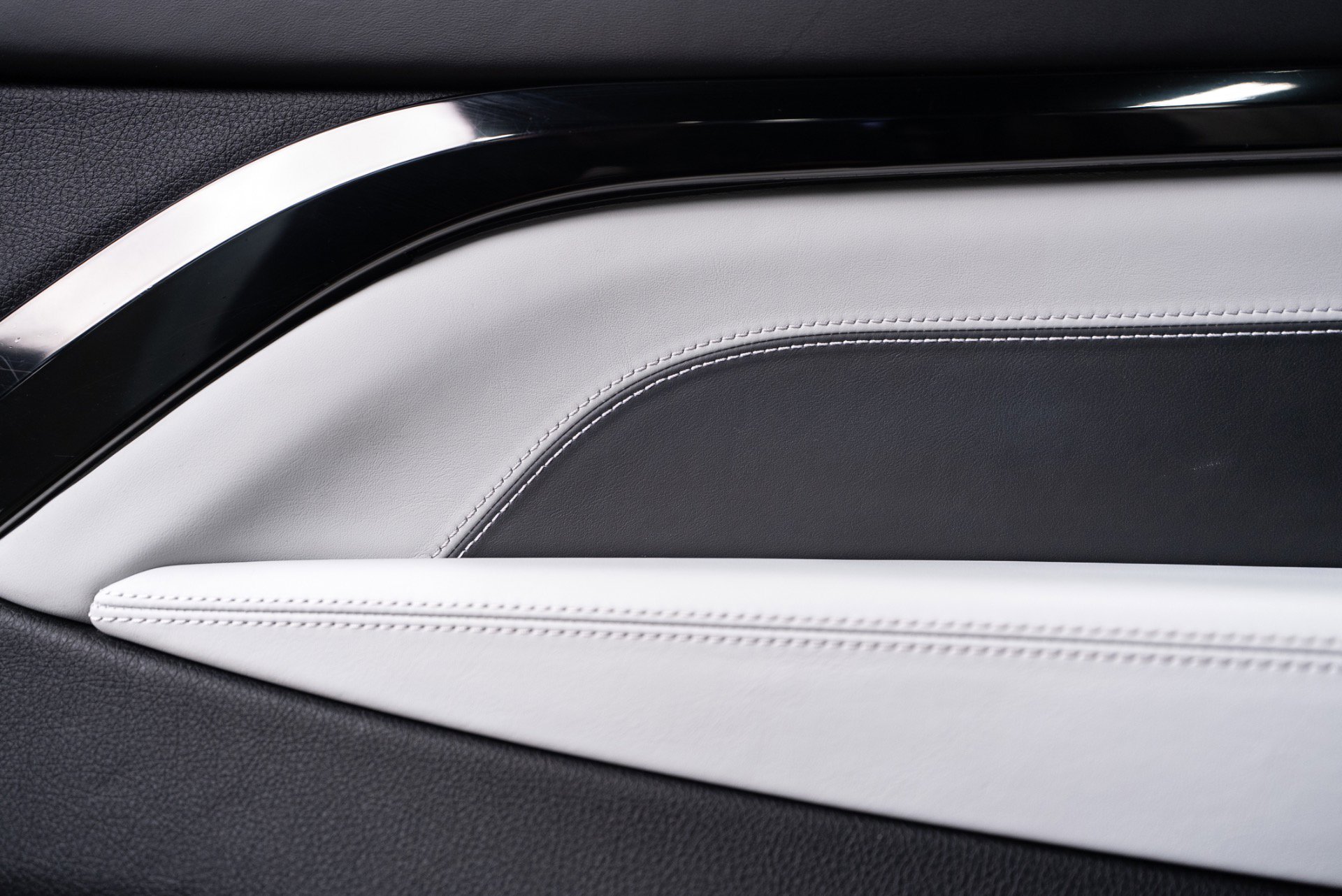 Used 2020 BMW M4 Convertible w/ Executive Package image 54