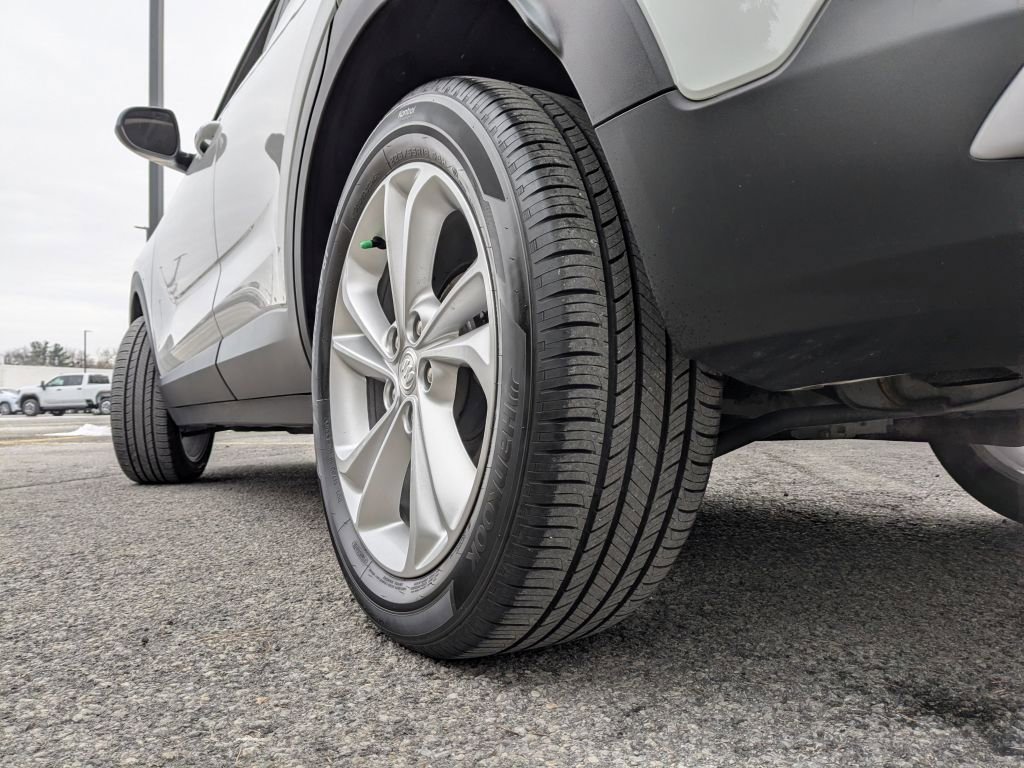 Certified 2022 Buick Encore GX Preferred w/ Cold Weather Comfort Package image 38