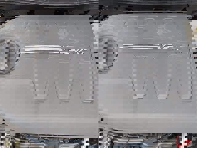 Used 2018 Jeep Cherokee Limited w/ Trailer Tow Group image 15