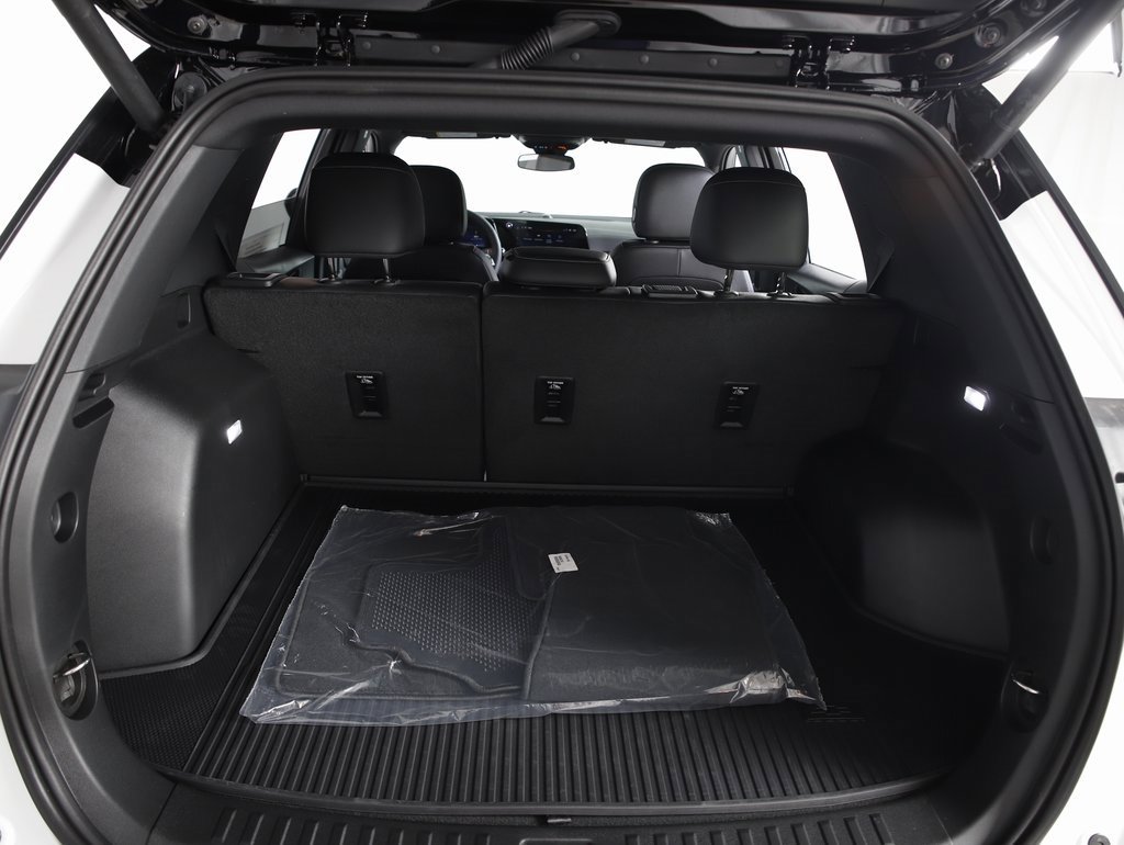 New 2026 Chevrolet Equinox LT w/ Convenience Package II image 11