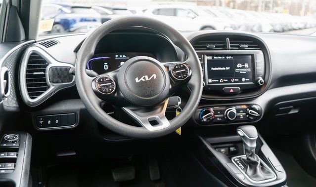 Used 2024 Kia Soul LX w/ Option Group 015 image 14