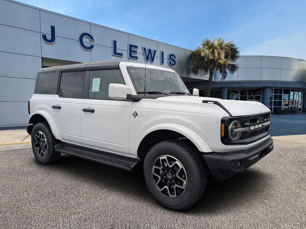 New 2026 Ford Bronco Outer Banks