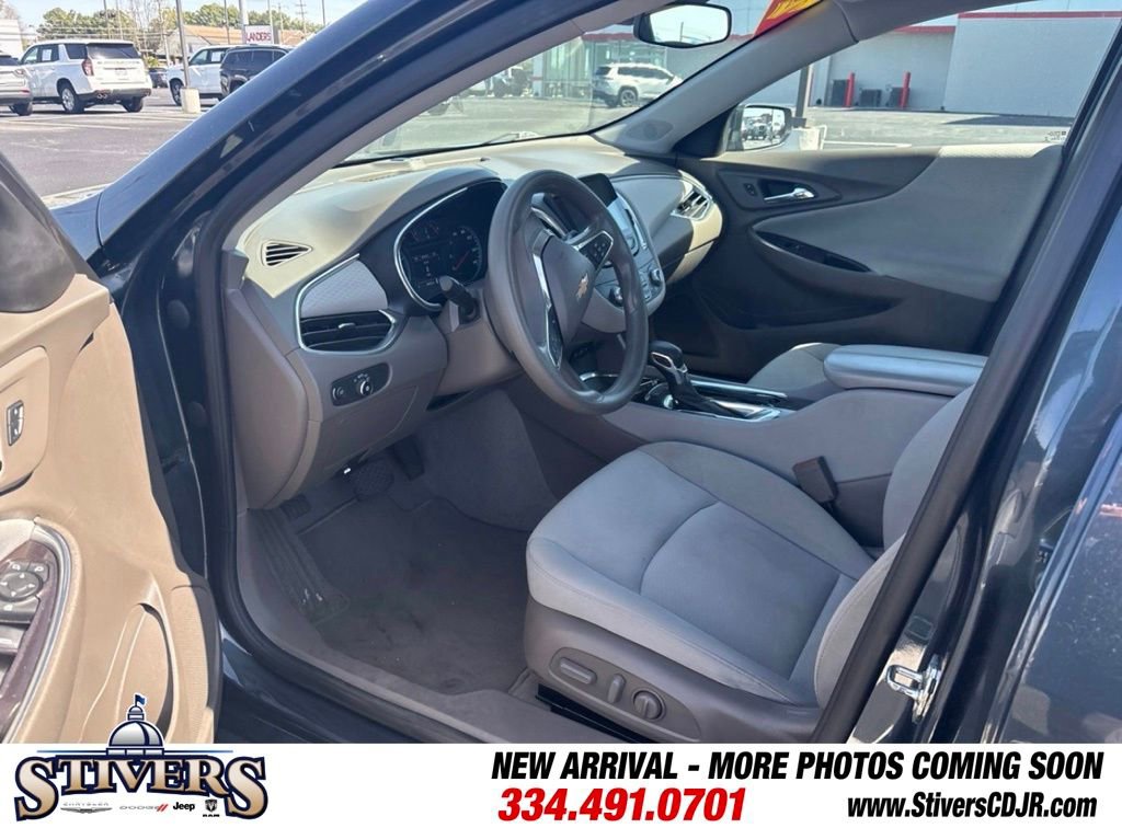 Used 2021 Chevrolet Malibu LT image 9