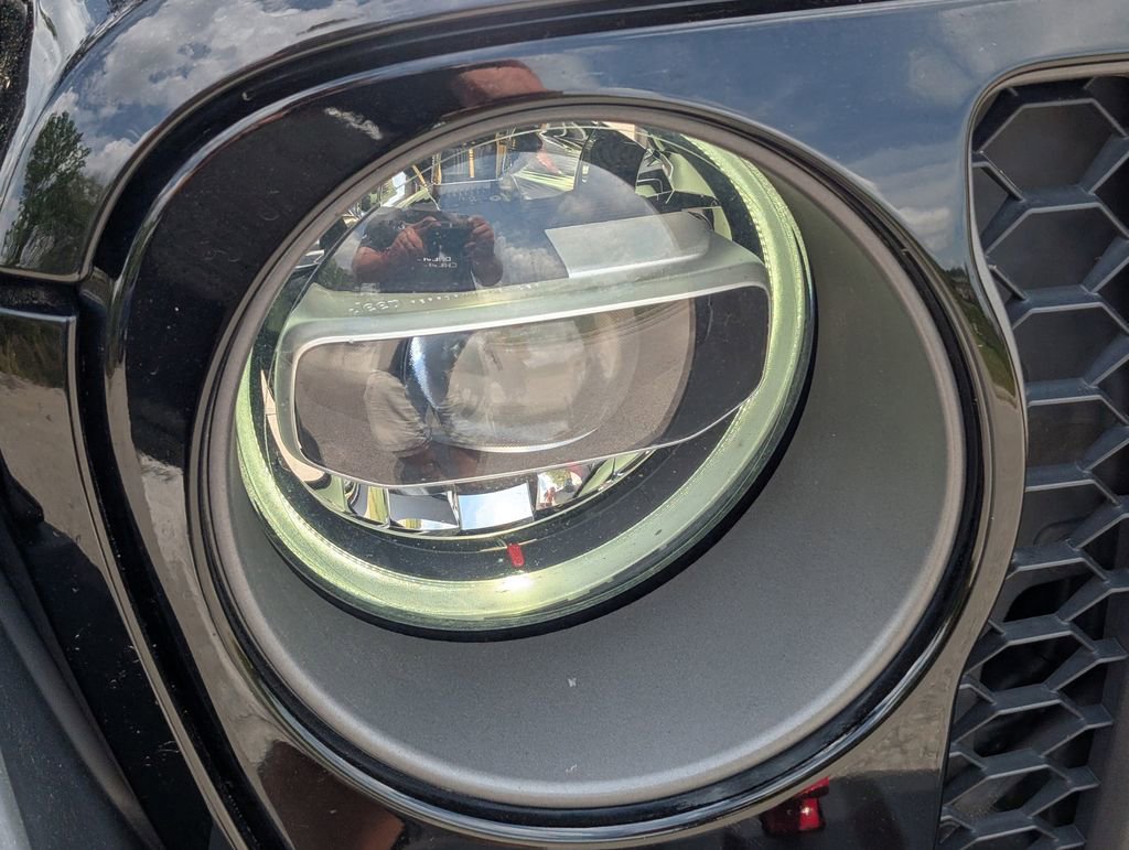 Used 2020 Jeep Gladiator Rubicon image 8