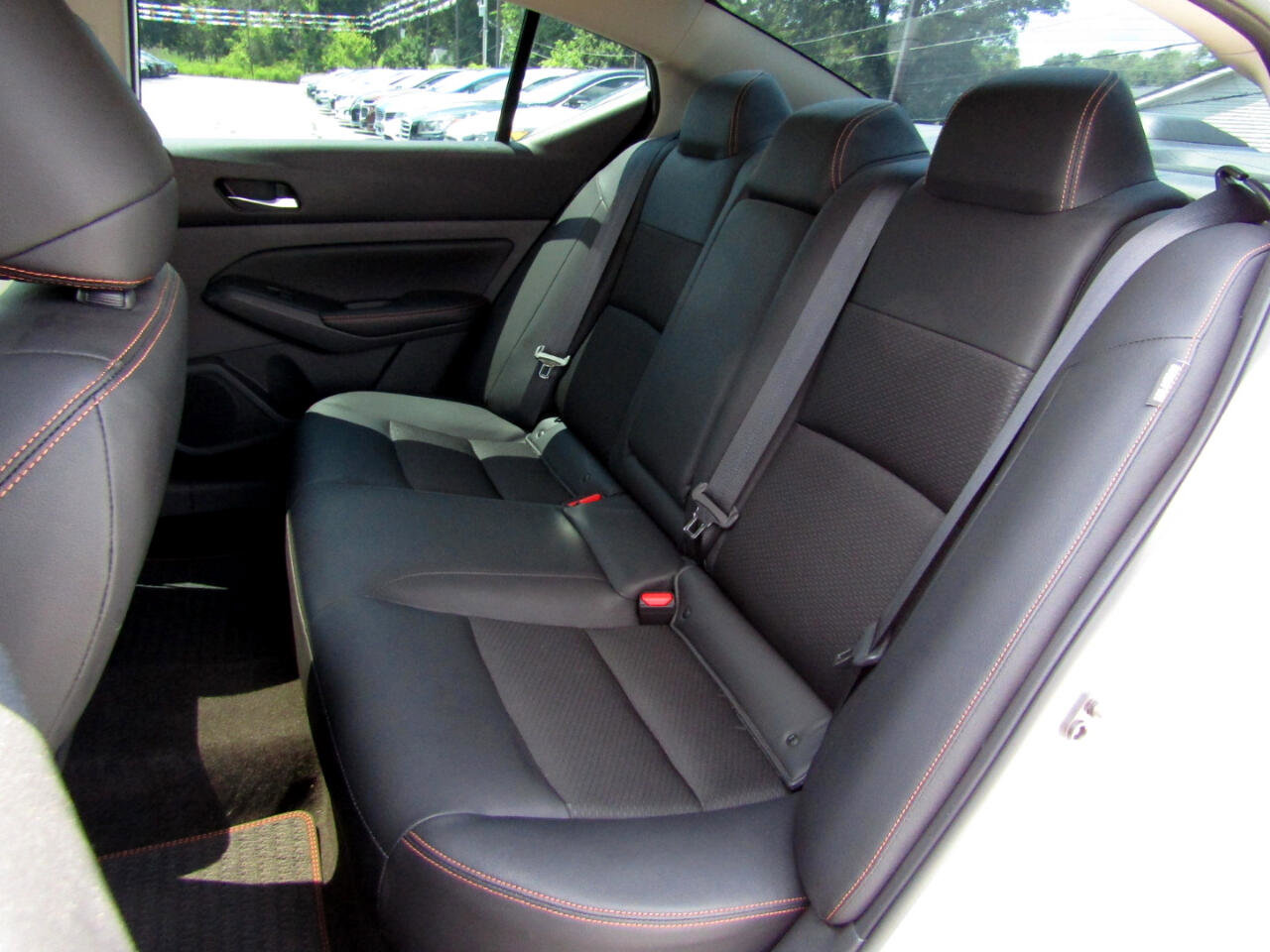 Used 2021 Nissan Altima 2.5 SR w/ SR Premium Package image 22