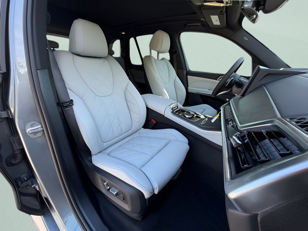 New 2026 BMW X5 sDrive40i w/ M Sport Package RWD image 25