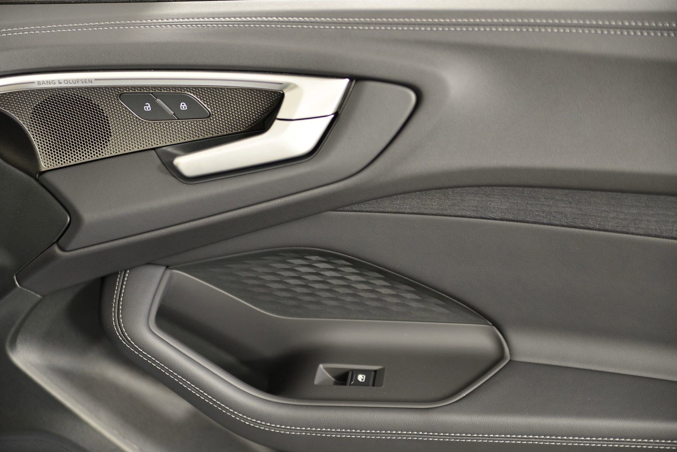 New 2025 Audi A5 2.0T Prestige image 10