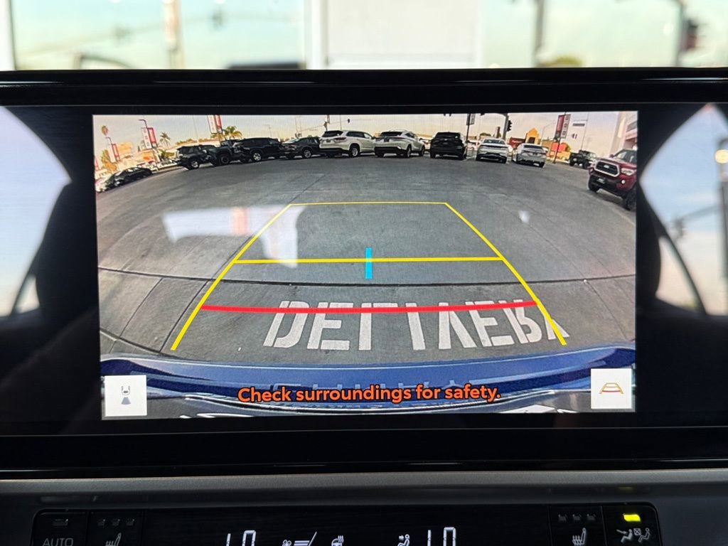 Certified 2025 Toyota Camry XLE FWD image 28